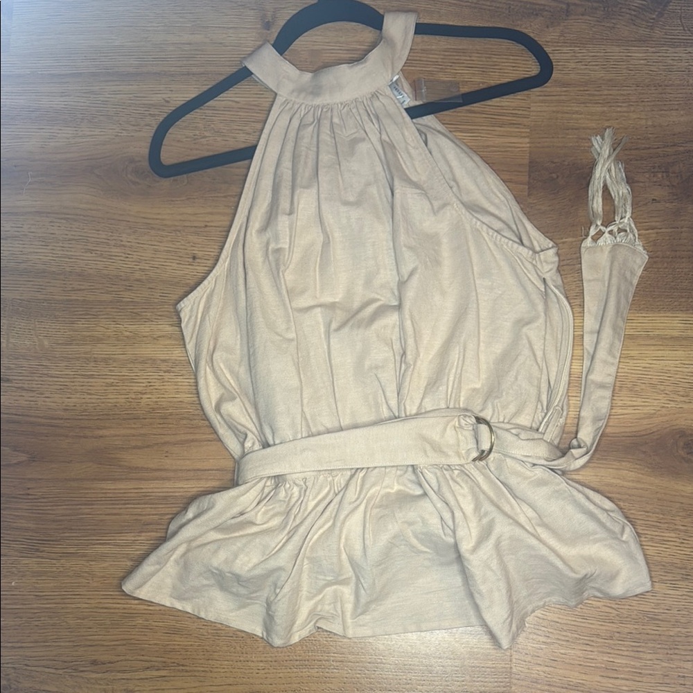 VENUS Cream Halter Top with Belt